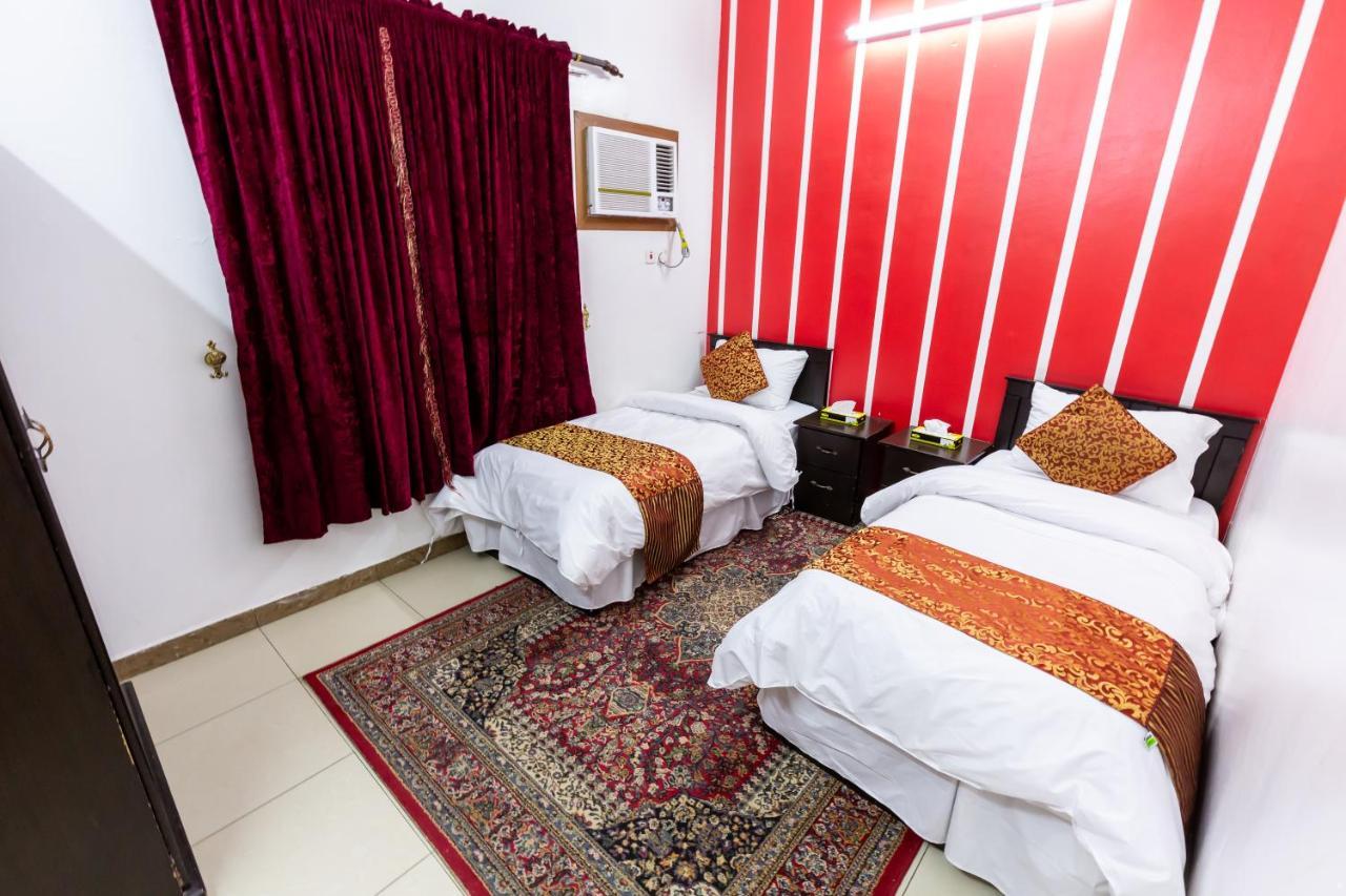 العييري للوحدات السكنية المفروشة الباحة 2 อัลบาฮา ภายนอก รูปภาพ